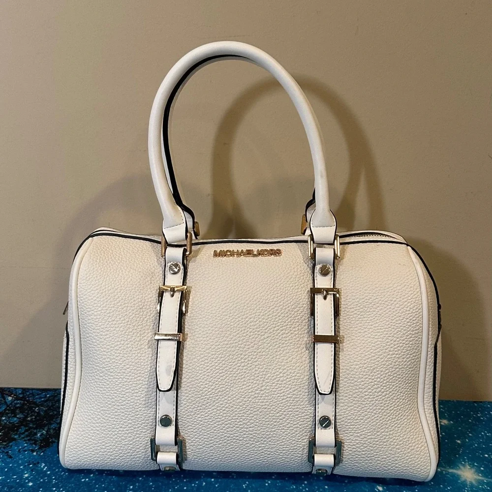 Michael Kors White bedord legacy purse with strap